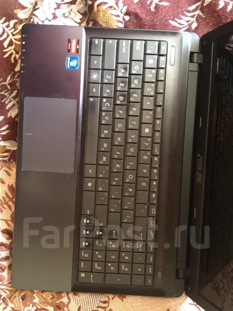 Asus K55N. 15.6", 2,7����, ��� 6 ��, ���� 500���, WiFi: 1, Bluetooth: 1, ����������� �� 4��. ����