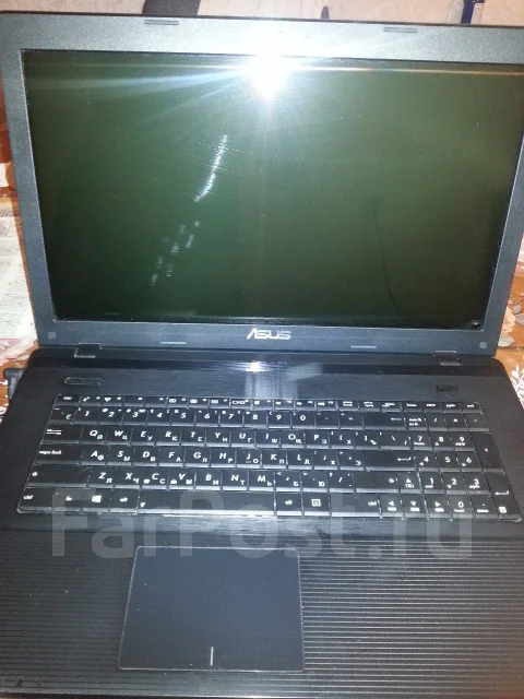 Asus X75A-TY117H. 17.3", 2,4����, ��� 4 ��, ���� 500���, WiFi: 1, Bluetooth: 1, ����������� �� 3��. ����