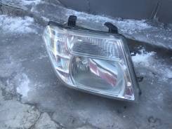 Фара. Nissan Pathfinder, R51M Nissan Navara Двигатели: YD25DDTI, V9X