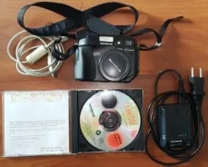 Olympus Camedia C-5060 Zoom. 5 - 5.9 ��, ���: 4�