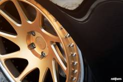 Rotiform. 9.5x18, 5x114.30, ET40, ЦО 73,1 мм.