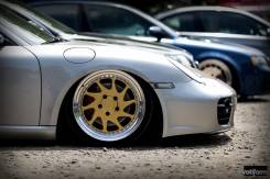 Rotiform. 9.5x18, 5x114.30, ET40, ЦО 73,1 мм.