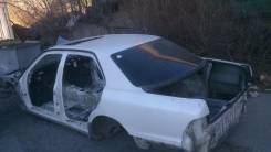 Задняя часть автомобиля. Toyota Celsior, UCF20, UCF21