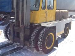 Львовский погрузчик. Автопогрузчик АП 40814, 2 200 куб. см., 3 000 кг.