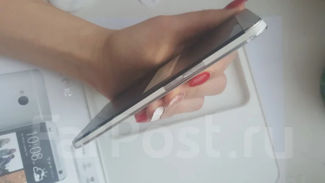 HTC One M7. �/� ����