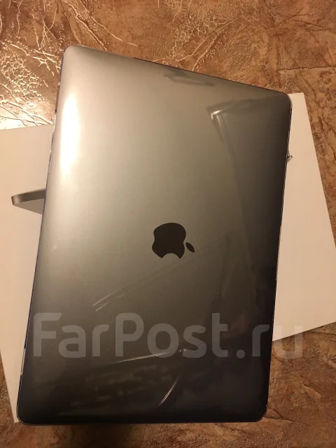 Apple MacBook Pro 13 2016 Late MLUQ2 with Retina display. 13.3", 2����, ��� 8 ��, ���� 256���, WiFi: 1, Bluetooth: 1 ����