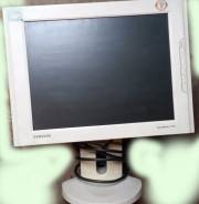 Samsung. 17" (43 см), технология LCD (ЖК)
