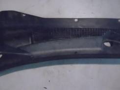Накладка декоративная (дождевик) Ford Escape 2001-2006, левая
