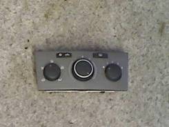 Переключатель отопителя (печки) Opel Zafira B 2005-2012