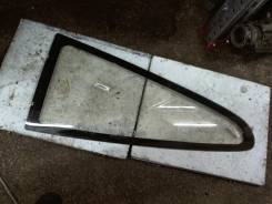 Стекло кузовное боковое Honda CRX, правое заднее