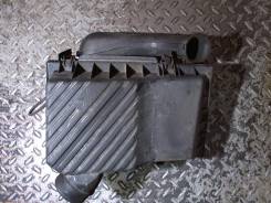 Корпус воздушного фильтра Volkswagen Passat 4 1994-1996