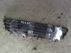 Заглушка (решётка) бампера Opel Astra H 2004-2010