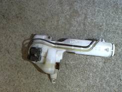 Бачок омывателя Mitsubishi Space Runner