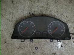 Щиток приборов (приборная панель) Volkswagen Jetta 5 2004-2009