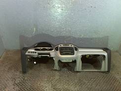 Панель передняя салона (торпеда) Toyota Highlander I 2001-2007