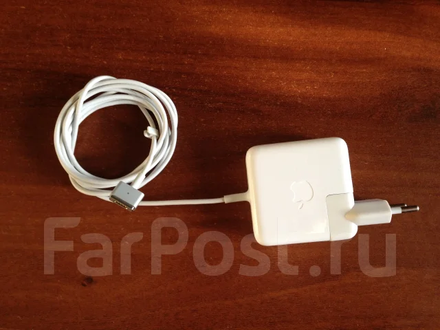 Apple MacBook Air 13 2015 Early. 13.3", 2,7����, ��� 8 ��, ���� 128���, WiFi: 1, Bluetooth: 1, ����������� �� 12��. ����
