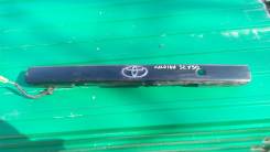 Накладка на дверь багажника. Toyota Caldina, ST190G, ST190