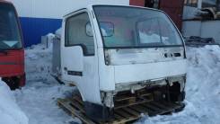 Кабина. Nissan Atlas, M2F23 Двигатель TD23