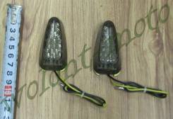Поворотники 2 шт темное стекло светодиодные MT-303-004