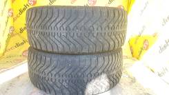 Goodyear UltraGrip 500. Зимние, шипованные, износ: 40%, 2 шт