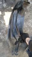 Подкрылок. Nissan Presage, VU30, VNU30, TU30, HU30, U30, NU30, TNU30 Nissan Bassara, JU30, JVU30, JTU30, JNU30, JTNU30, JVNU30, JHU30 Двигатели: VQ30D...