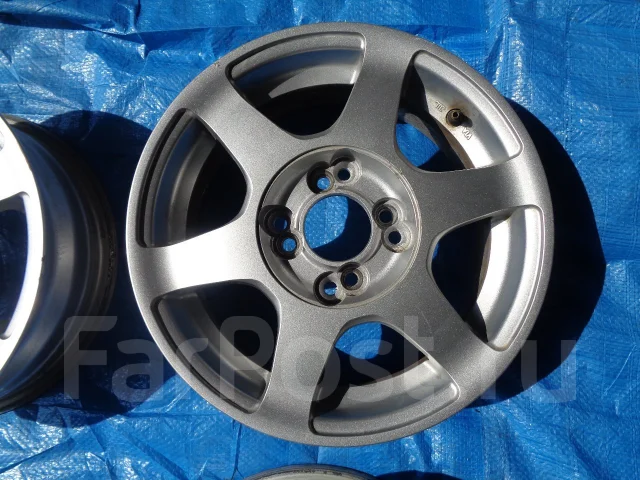 OZ Racing Universe. 5.5x5.5", 4x100, 4x110, ET35 ����