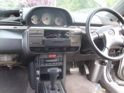 Консоль центральная. Nissan X-Trail, NT30 Двигатели: QR25, QR20DE, QR25DE
