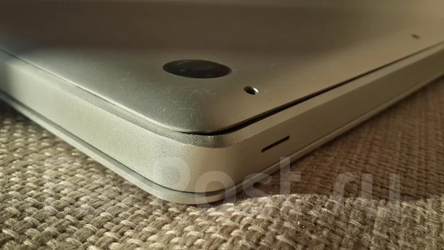 Apple MacBook Pro 15 2011 Early. 15.4", 2����, ��� 4 ��, ���� 120���, WiFi: 1, Bluetooth: 1, ����������� �� 4��. ����