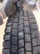 Dunlop SP LT 02. Зимние, без шипов, 2013 год, износ: 10%, 2 шт. Под заказ