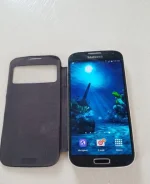 Samsung Galaxy S4. �/�