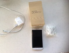 Samsung Galaxy S4. �/�