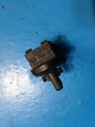 Датчик наружной температуры. Volkswagen: Passat, Vento, Bora, Lupo, Golf, Beetle, Polo Skoda Octavia, 1U2, 1U5 Skoda Superb Двигатели: 1Y, 1Z, 2E, AAA...