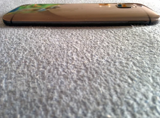 HTC One M9. �/� ����