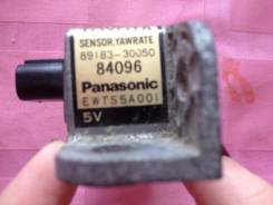 Датчик курсовой устойчивости. Toyota GS300, JZS160, UZS160, UZS161 Toyota Aristo, JZS160, JZS161 Двигатели: 3UZFE, 2JZGE, 1UZFE, 2JZGTE