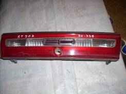 Вставка багажника. Toyota Carina ED, ST202
