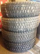 Goodyear Wrangler IP/N. Зимние, без шипов, 2012 год, износ: 30%, 4 шт