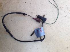Датчик abs. Nissan Mistral, KR20, R20 Nissan Terrano II, R20 Двигатели: TD27TI, ZD30, KA24E, TD27T