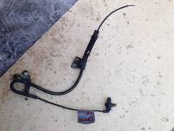 Датчик abs. Toyota Voxy, ZRR75, ZRR70 Toyota Noah, ZRR75, ZRR70G, ZRR70W, ZRR70 Двигатели: 3ZRFE, 3ZRFAE