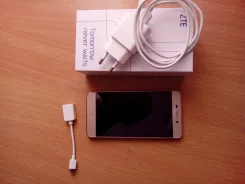 ZTE Blade X3. �/�