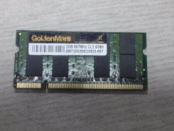 SO-DIMM DDR2.