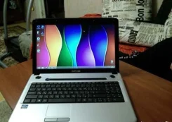 DNS. 15.6", ��� 4 ��, ���� 500���, WiFi: 1, Bluetooth: 1, ����������� �� 5��. ����