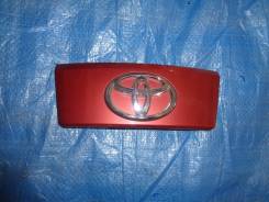 Эмблема. Toyota Vitz, NCP131, SCP10, SCP13, NCP10, NCP13, NCP15