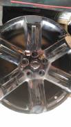 Nissan. x18, 5x114.30, ET40, ЦО 66,1 мм.
