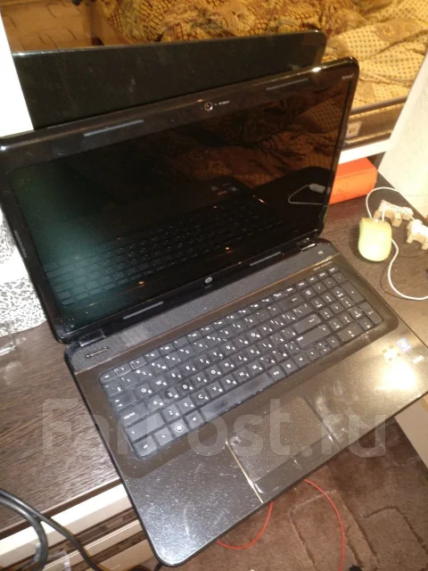 HP Pavilion g7-2052er. 17.3", 1 900����, ��� 6 ��, ���� 500���, WiFi: 1, Bluetooth: 1, ����������� �� 1��. ����