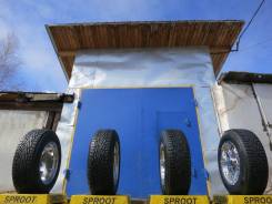 Nokian Hakkapeliitta LT2. Зимние, шипованные, 2015 год, износ: 5%, 4 шт