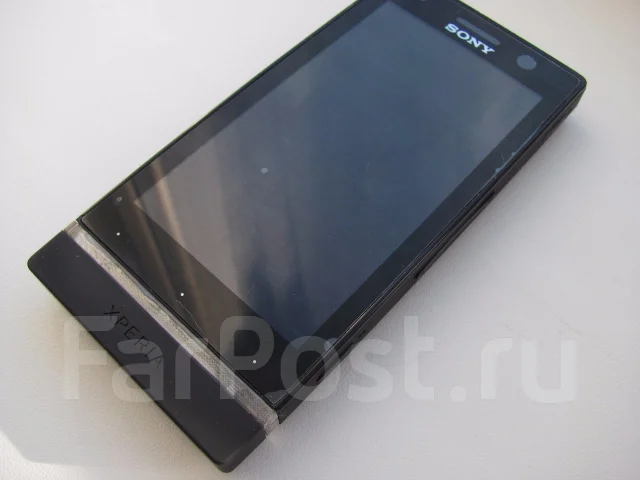 Sony Xperia U. �/� ����