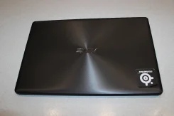 Asus X550L. 15.6", 1,8����, ��� 6 ��, ���� 2 000���, WiFi: 1, Bluetooth: 1 ����