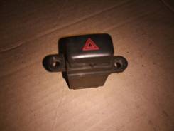Кнопка включения аварийной сигнализации. Toyota Vista, SV30, VZV33, VZV32, CV30, VZV31, VZV30, SV35, SV32, SV33 Toyota Camry, VZV33, VZV32, SV30, CV30...