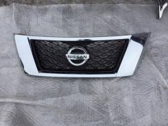 Решетка радиатора. Nissan Pathfinder
