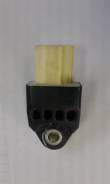 Датчик airbag. Toyota: IS F, iQ, Voxy, RAV4, Noah, Vitz, Ractis, Alphard, Crown, Vellfire, ist, Belta, Scion Двигатели: 2URGSE, 1KRFE, 1NRFE, 3ZRFAE...